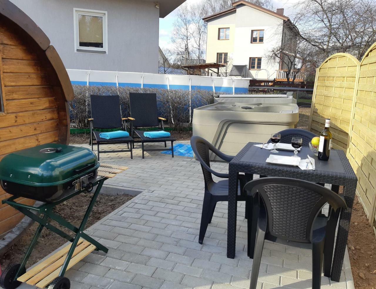 Apartments With Spa Jacuzzi And Sauna Vilnius Exterior photo